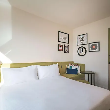 Hampton By Hilton