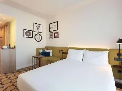 Hampton By Hilton