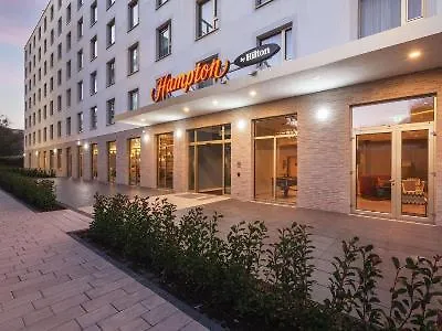 Hampton By Hilton 3*