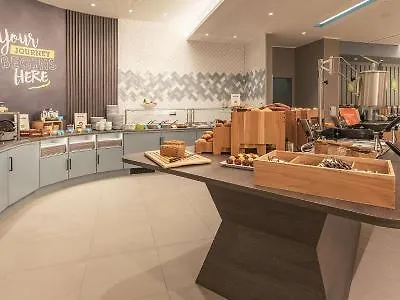 Hampton By Hilton 3*