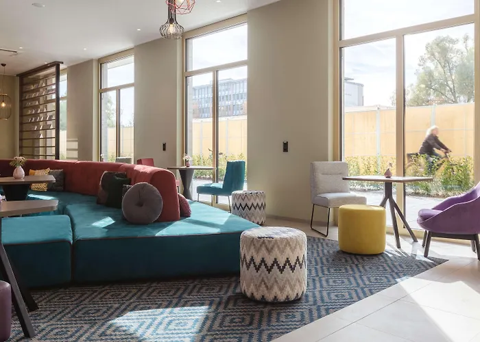 Hampton By Hilton 3*